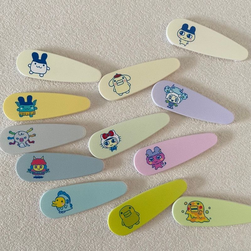 Cosplay Prop Diy - かわいい漫画のたまごっち型電子ペット装飾ヘアクリップ、女の子のための必須アイテム、甘い女の子らしい毎日のヘアアクセサリー