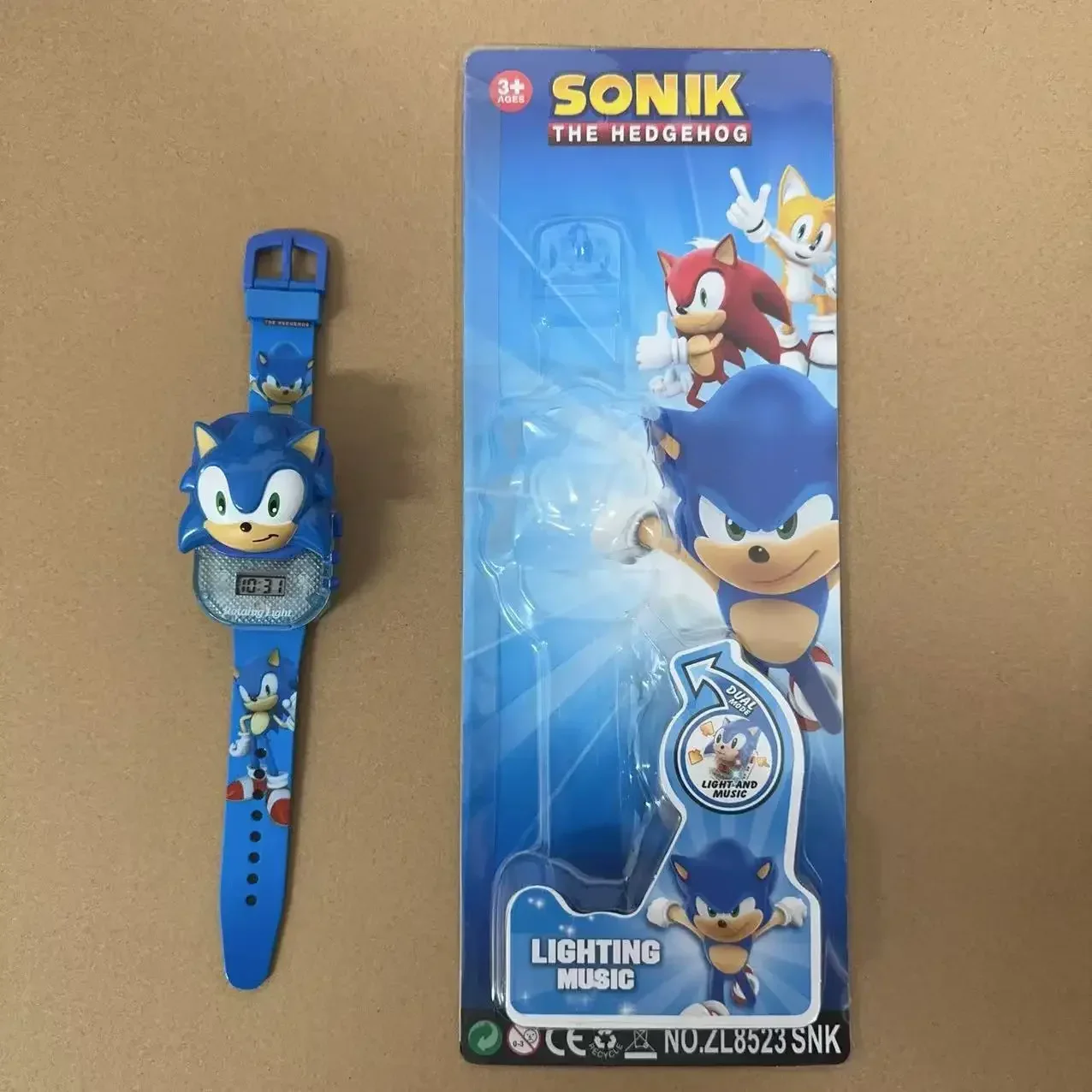 ゲームハリネズミ漫画 24 パターン 3D 投影時計ソニック - Free Cosplay Prop Patterns のレビューと価格