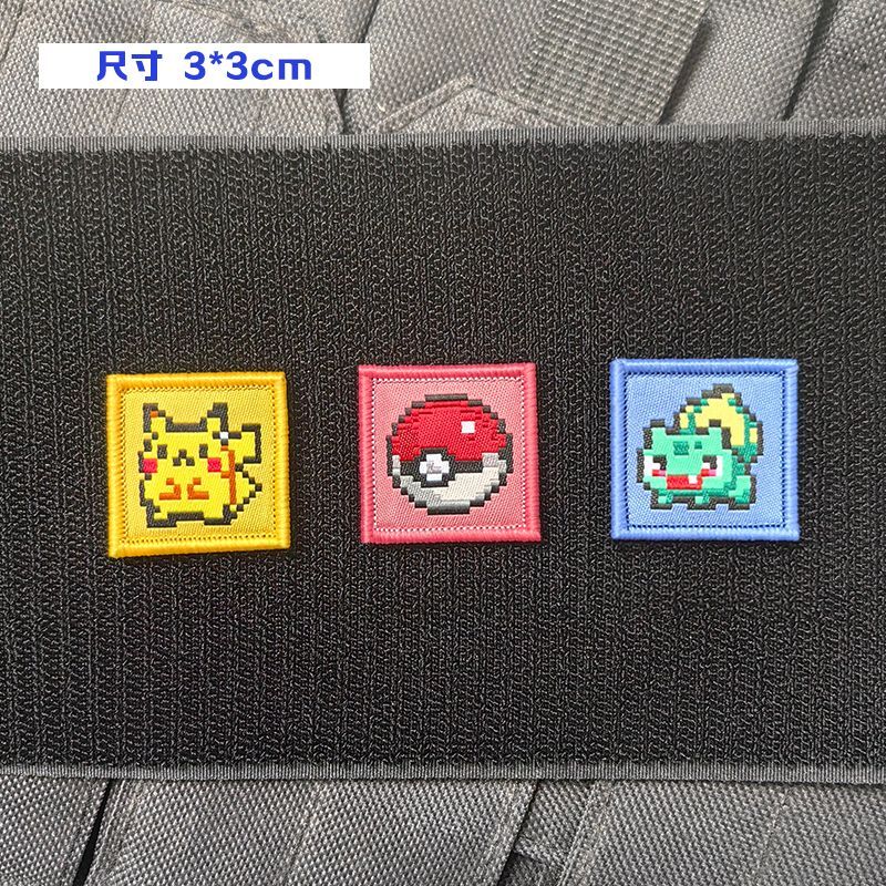 ポケモンゲームピクセル刺繍パッチピカチュウヒトカゲゼニガメフ - Pokeball Cosplay Prop のレビューと価格